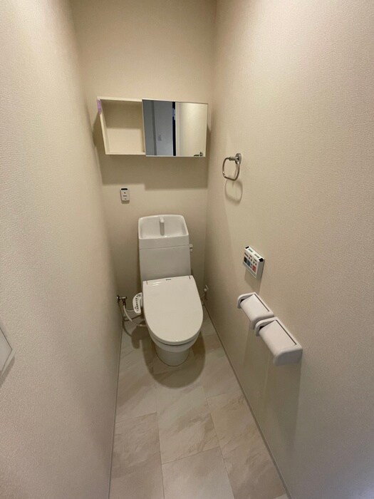 物件内観写真14　(トイレ)