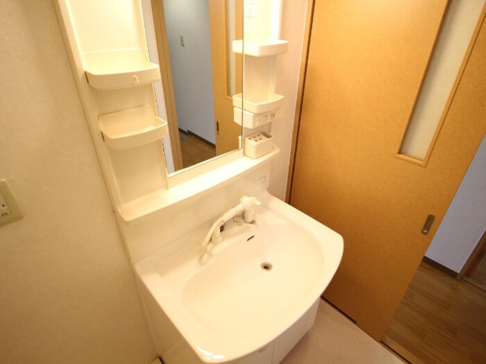 物件内観写真9　(洗面)