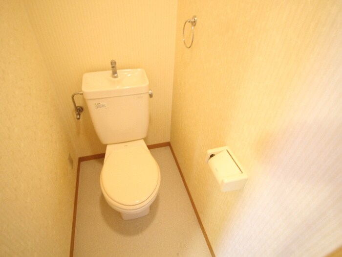 物件内観写真11　(トイレ)