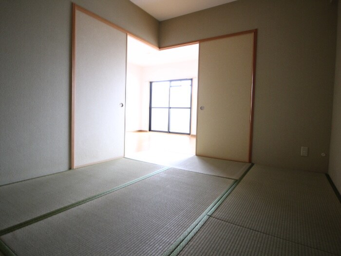 物件内観写真17　(居室)