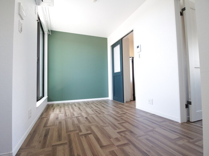 物件内観写真8　(居室)