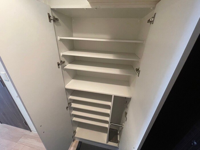 物件内観写真18　(靴箱)