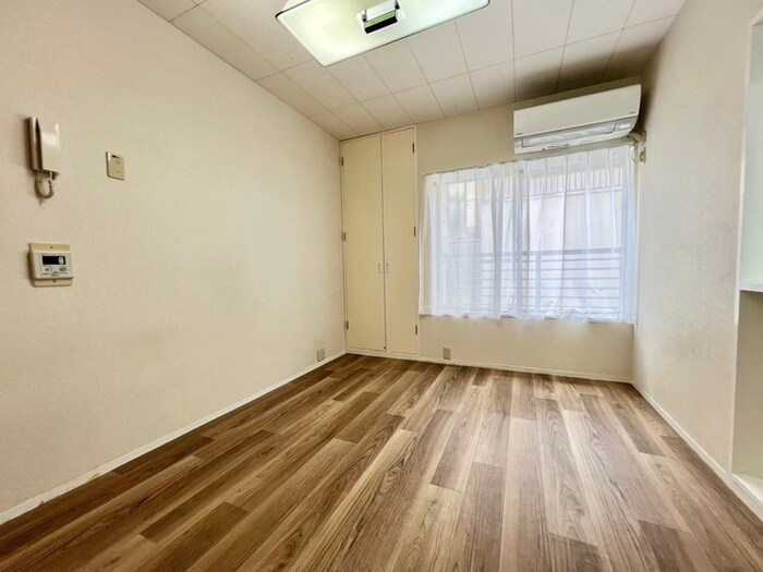 物件内観写真7　(居室)