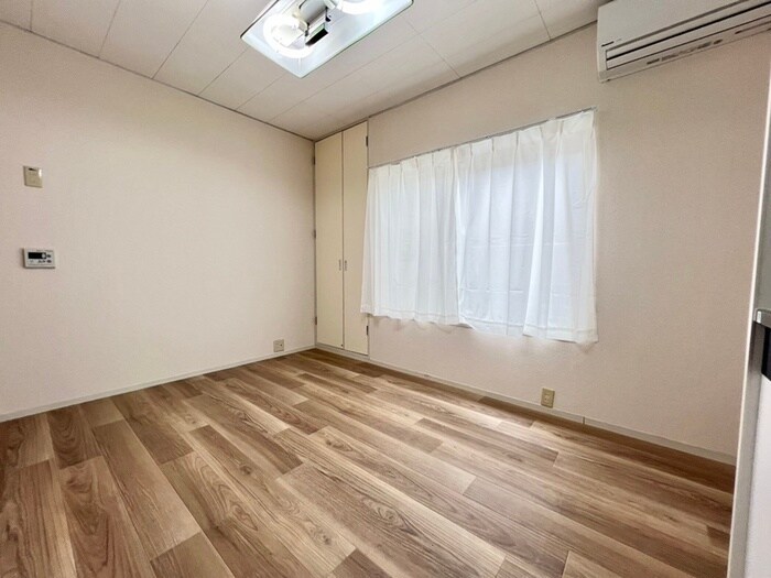 物件内観写真8　(居室)