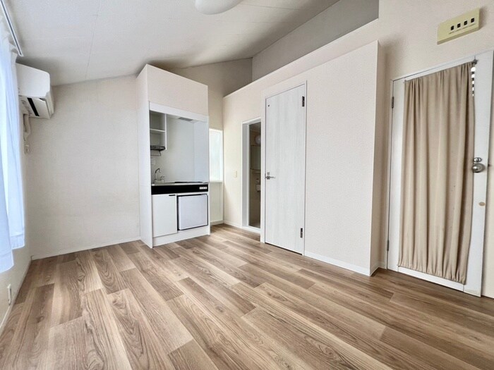 物件内観写真9　(居室)