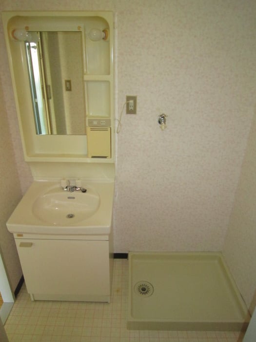 物件内観写真9　(洗面)