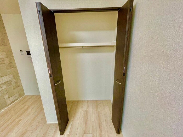 物件内観写真18　(収納)