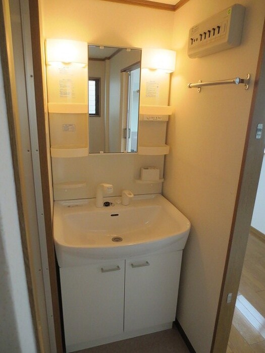 物件内観写真15　(洗面)