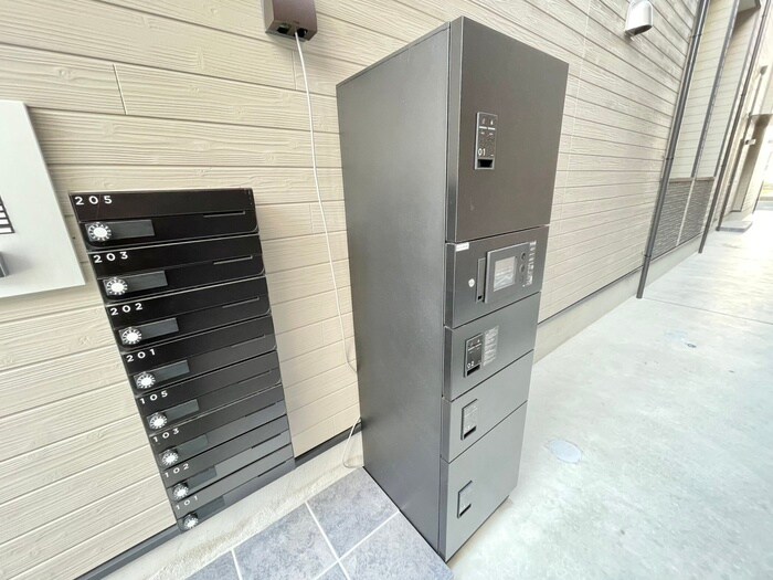 物件外観写真6　(建物設備)