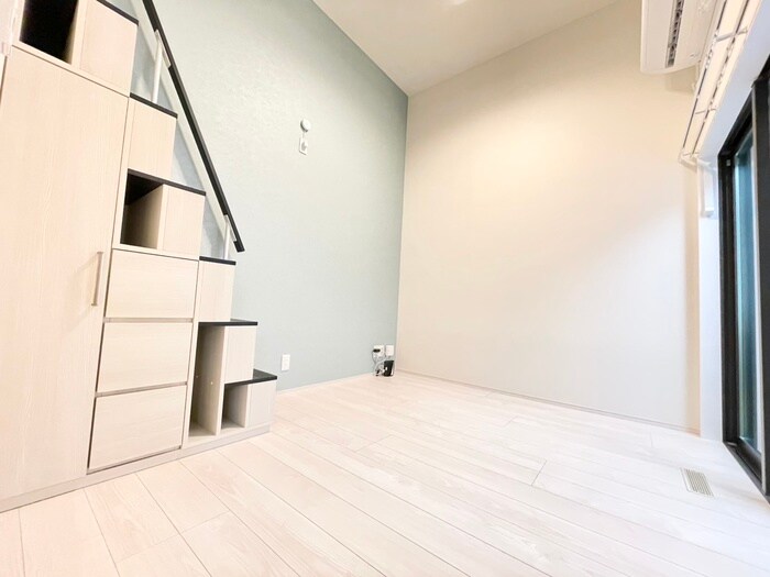 物件内観写真10　(居室)