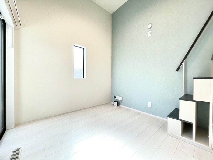 物件内観写真10　(居室)