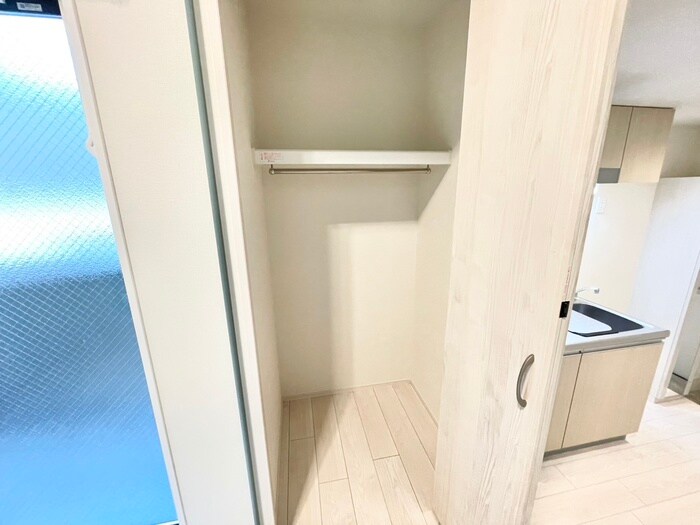 物件内観写真13　(収納)