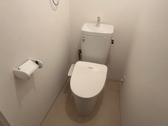 物件内観写真11　(トイレ)