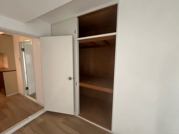 物件内観写真16　(収納)