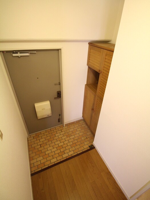 物件内観写真18　(靴箱)