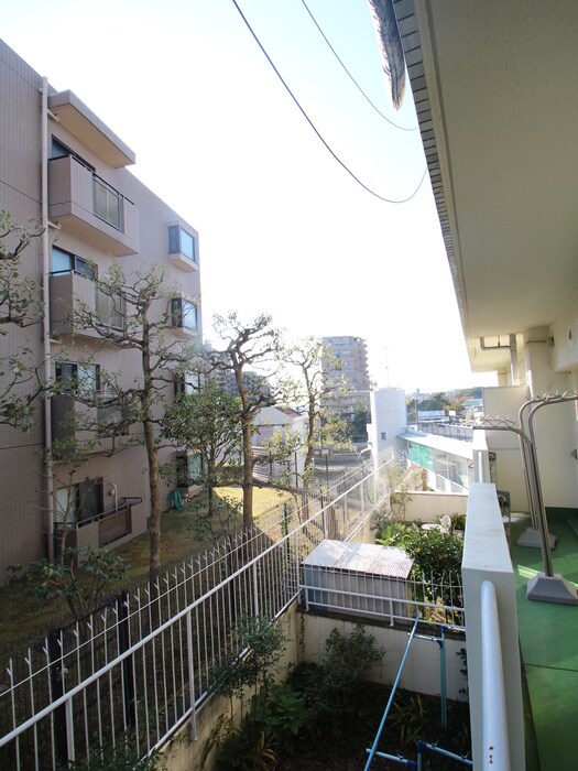 物件内観写真21　(室内からの展望)