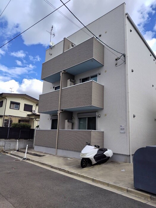 物件外観写真1　(外観写真)