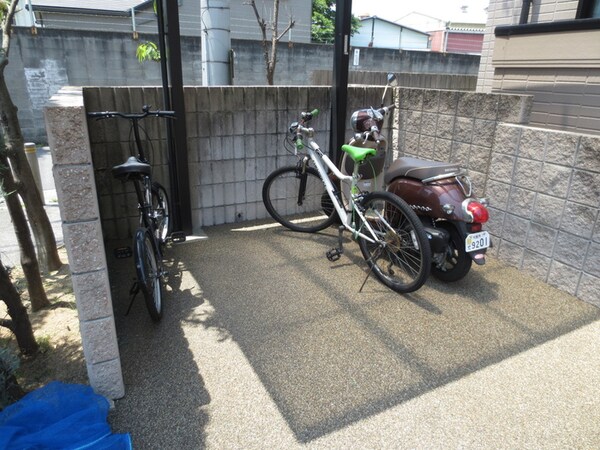 駐輪場