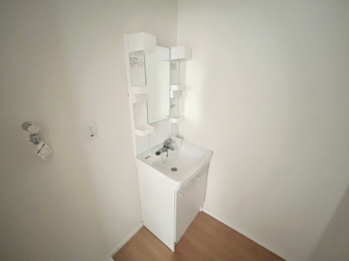 物件内観写真7　(洗面)