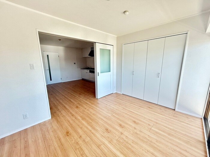 物件内観写真12　(居室)