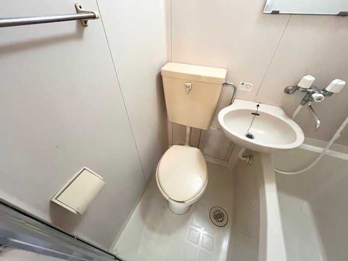 物件内観写真10　(トイレ)