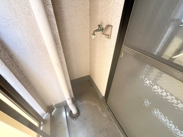 洗濯機置場