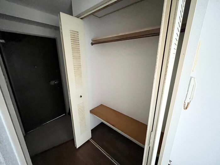 物件内観写真15　(収納)