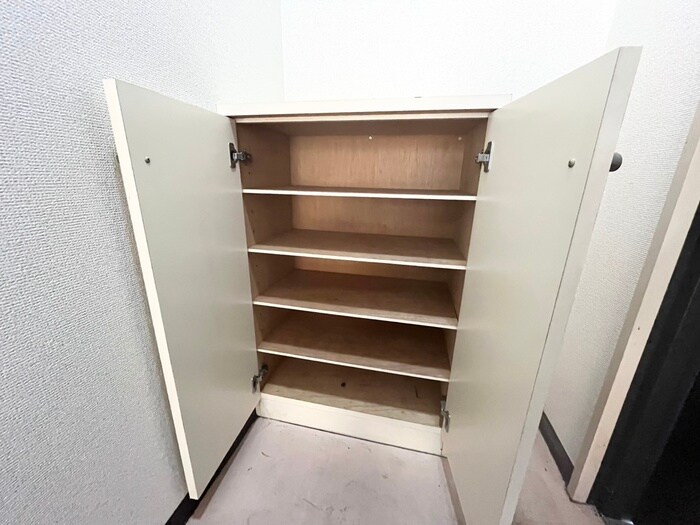 物件内観写真19　(靴箱)