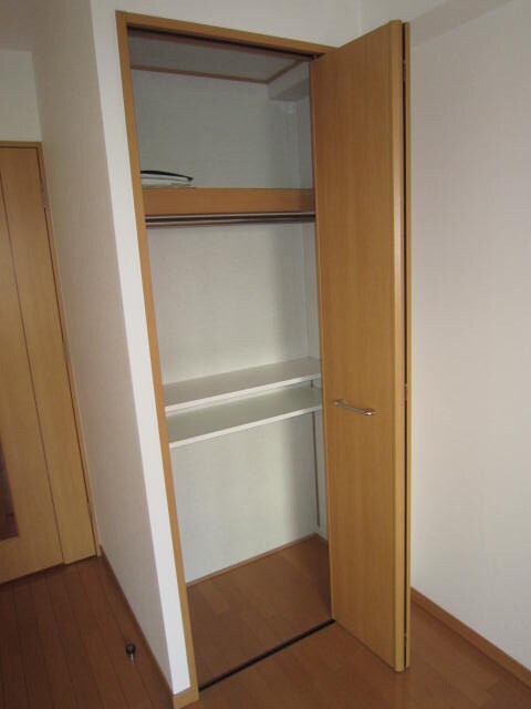 物件内観写真13　(収納)