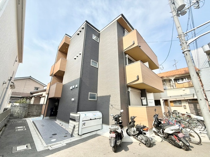 物件外観写真1　(外観写真)