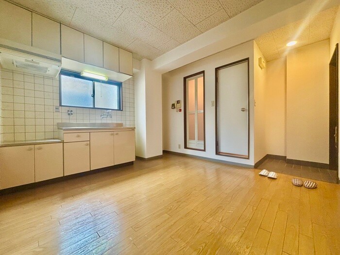 物件内観写真8　(内観写真)