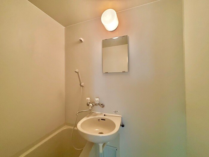 物件内観写真11　(洗面)