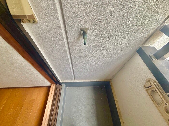 物件内観写真13　(洗濯機置場)