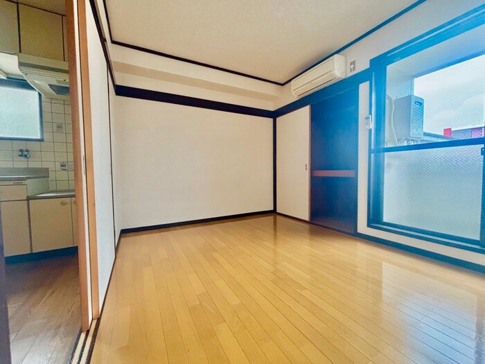 物件内観写真22　(居室)