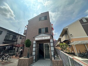 フィールドヴィレッジⅡＡ棟外観写真
