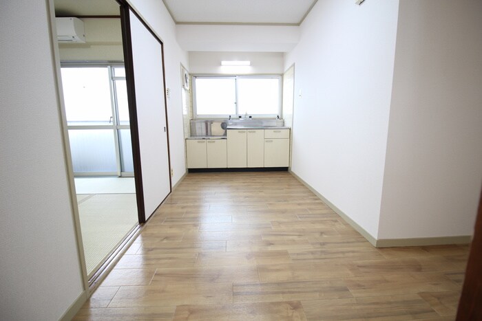 物件内観写真13　(居室)