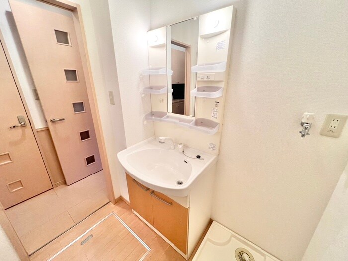 物件内観写真10　(洗面)