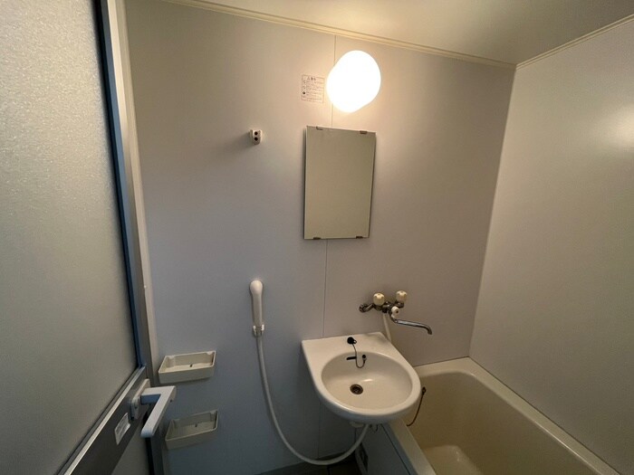 物件内観写真12　(洗面)