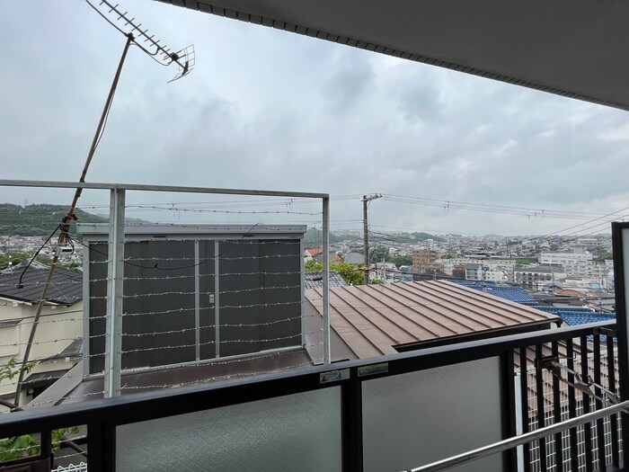 物件内観写真17　(室内からの展望)