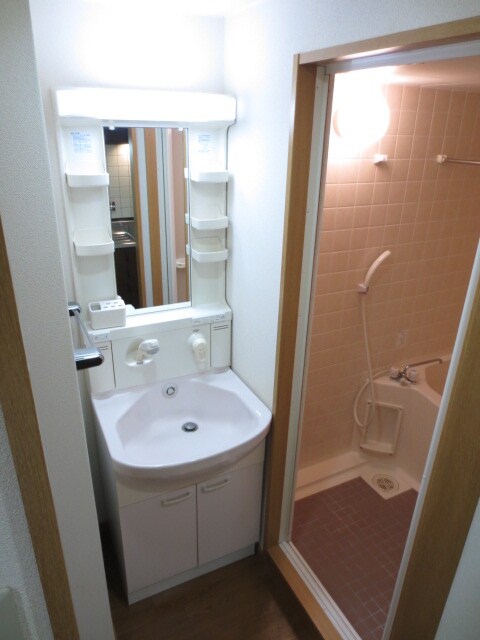 物件内観写真10　(洗面)