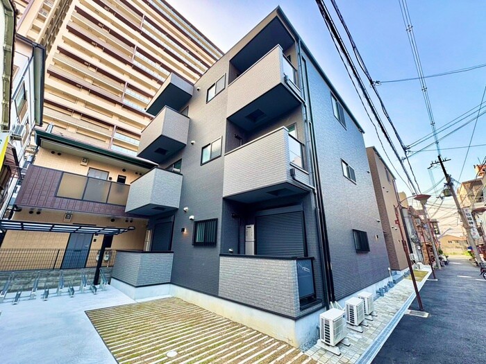 物件外観写真1　(外観写真)