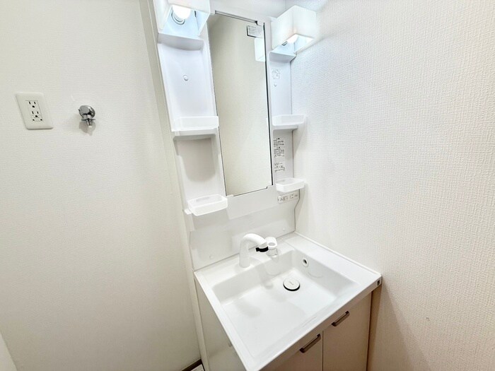 物件内観写真9　(洗面)