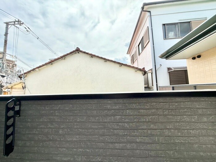 物件内観写真22　(室内からの展望)