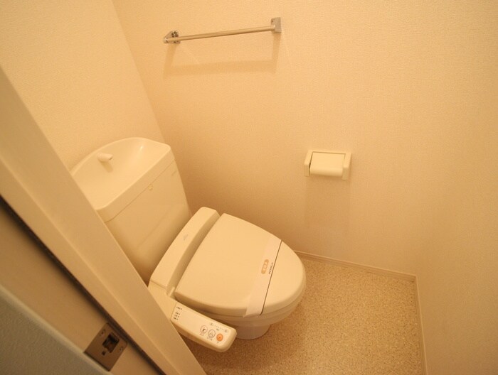 物件内観写真12　(トイレ)