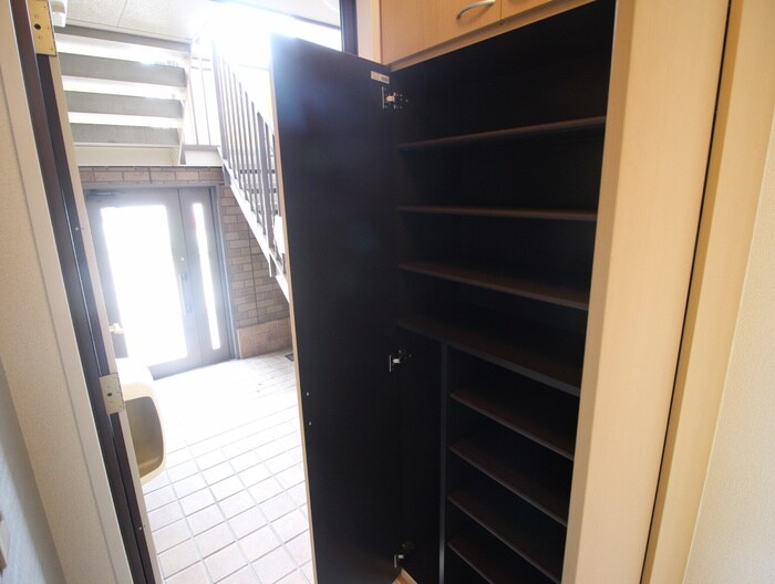 物件内観写真19　(靴箱)