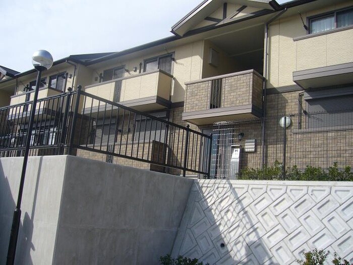 物件外観写真5　(外観写真)