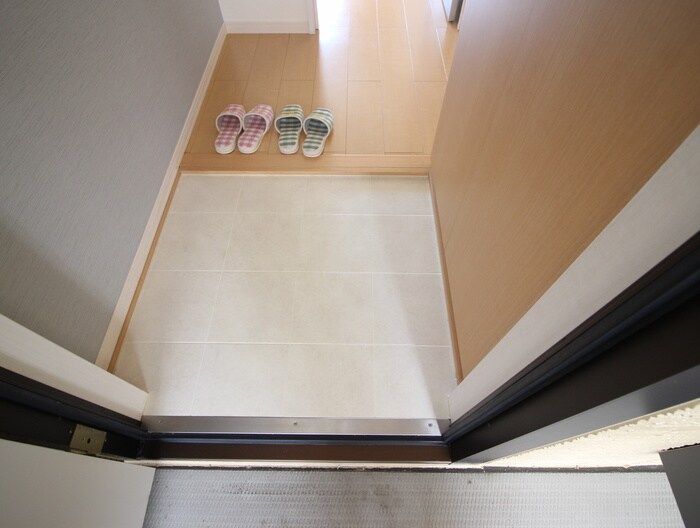 物件内観写真15　(玄関)