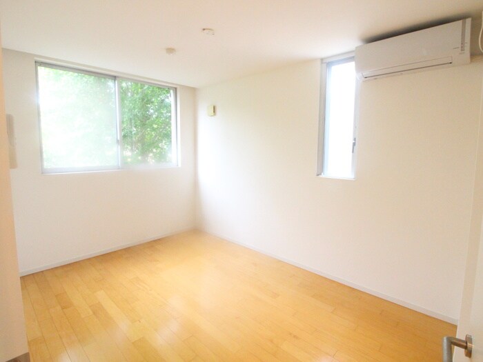 物件内観写真16　(居室)