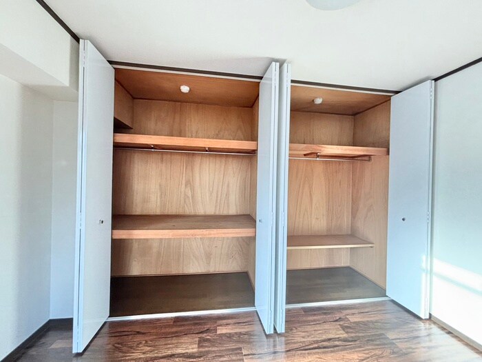 物件内観写真13　(収納)