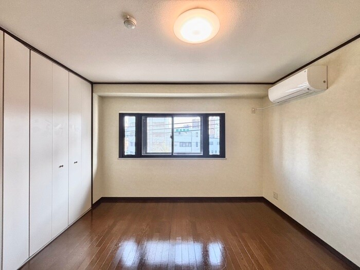 物件内観写真19　(居室)